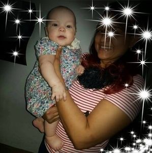 Meet your Posher, Rosa ameleia